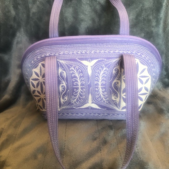 Elegant Purple Handbag with Intricate Embroidered Pattern by Laga Designs (New) - Picture 10 of 12